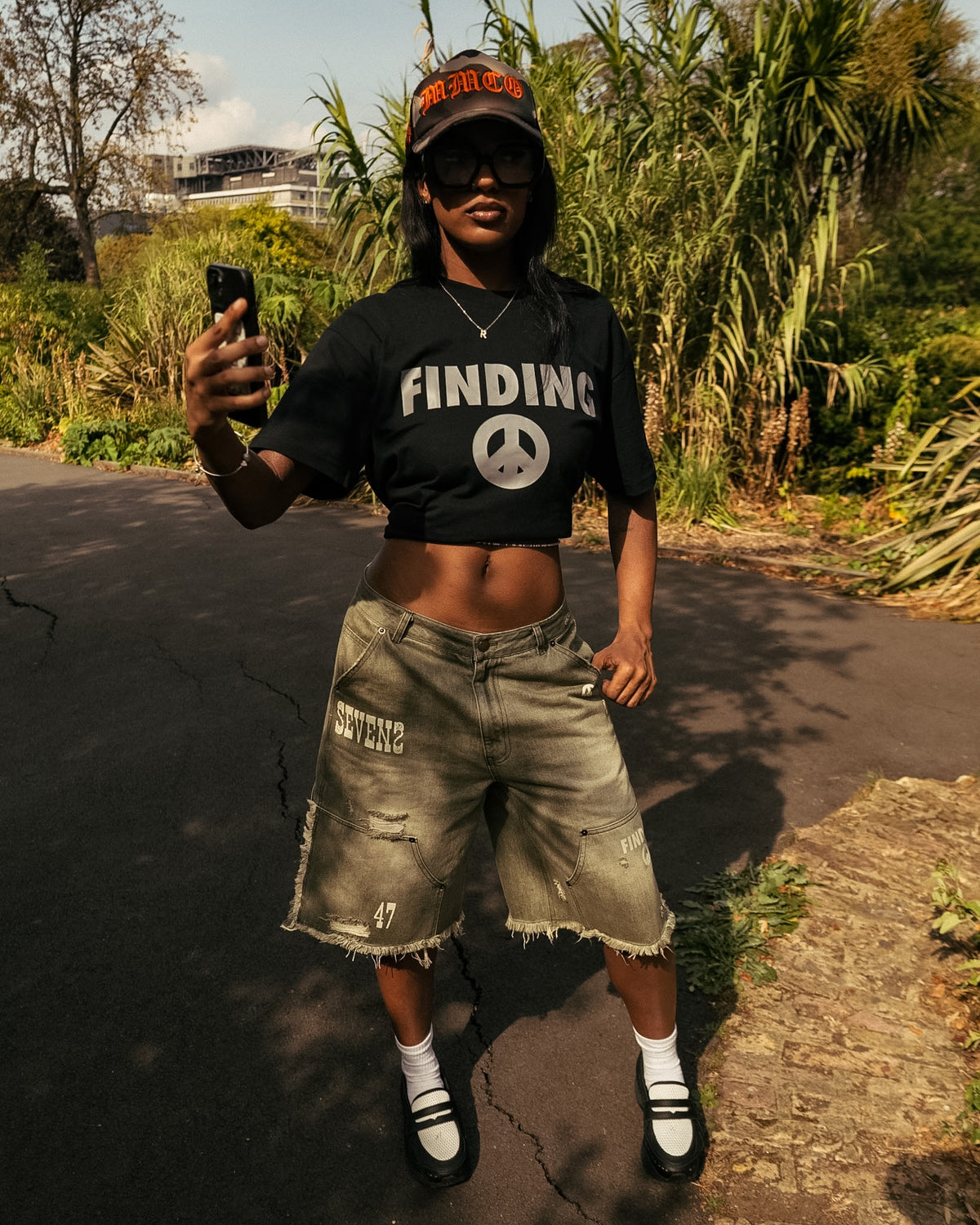 FINDING PEACE TEE